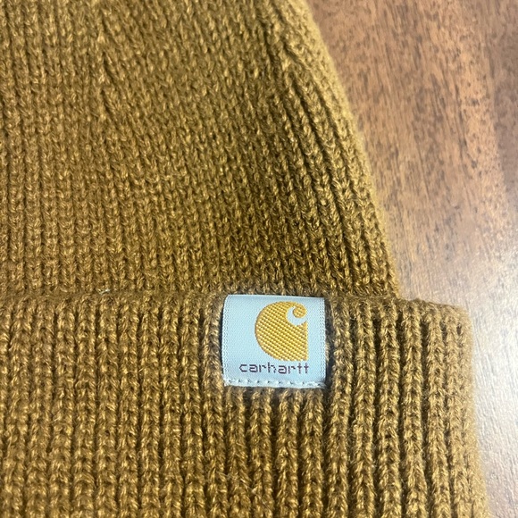 Carhartt Women's Brown/mustard knit Pom Pom cuffed beanie nwt - Picture 4 of 6